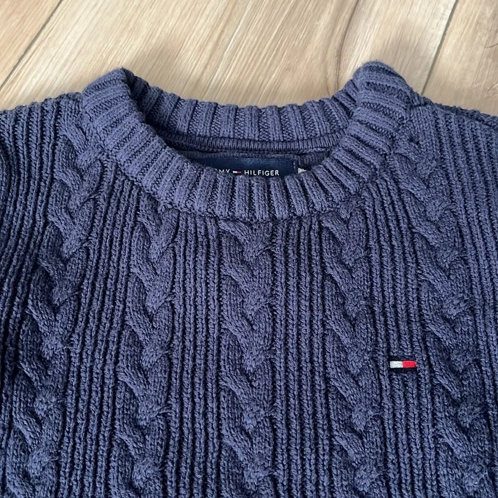 EUC Tommy Hilfiger Toddler Boys Sweater XXS 2-3 - Picture 2 of 4